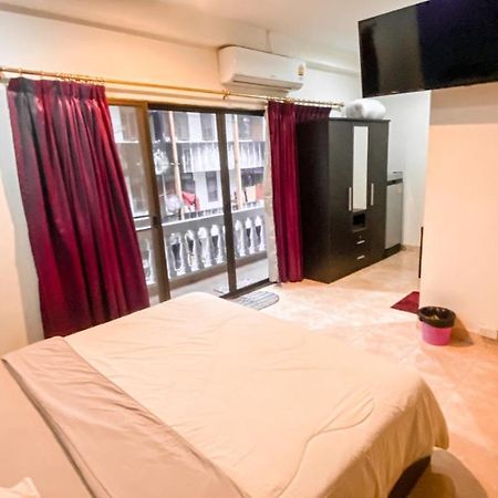 Hotel Retox Game On Pattaya Exterior foto